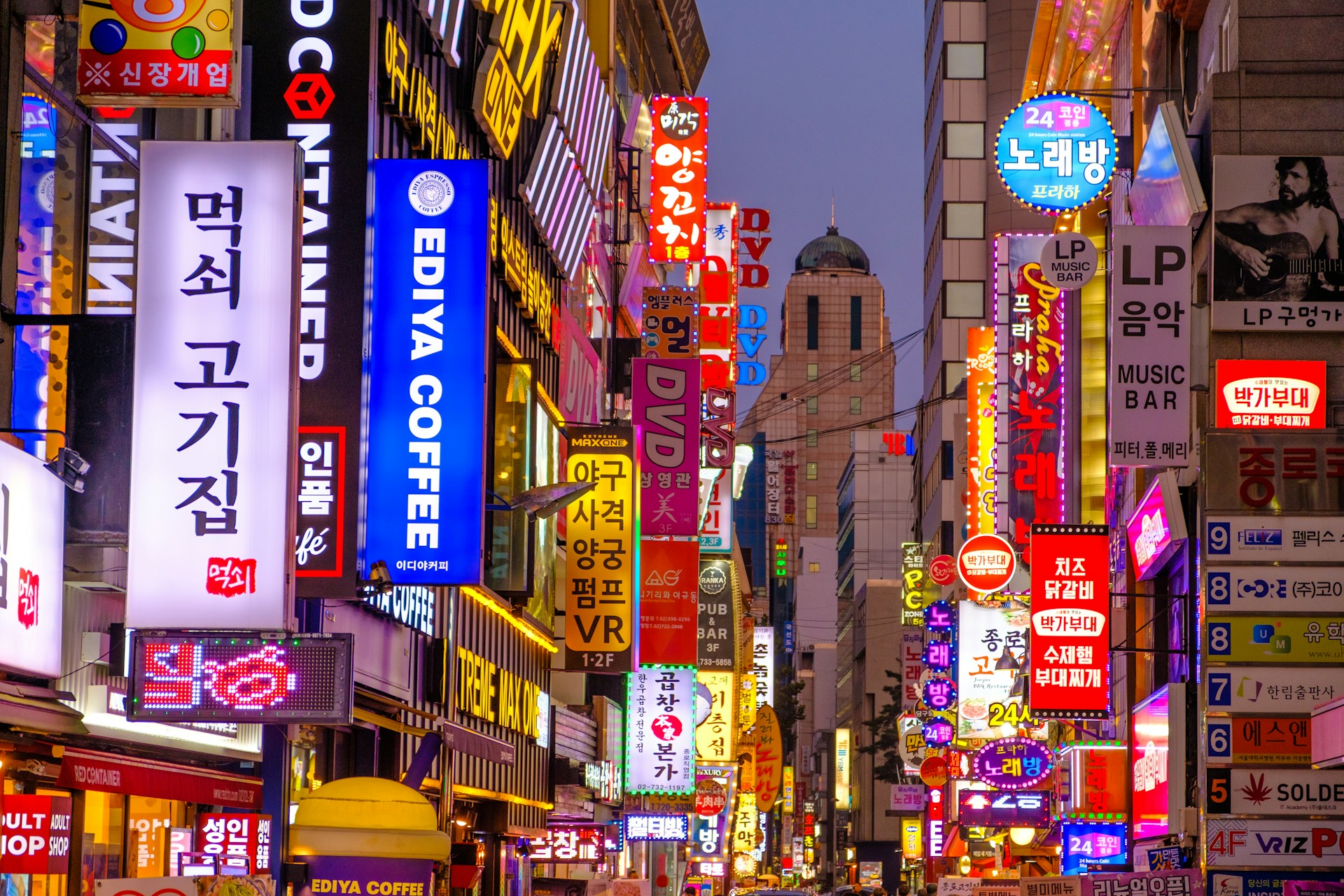 Yu Kato/Unsplash