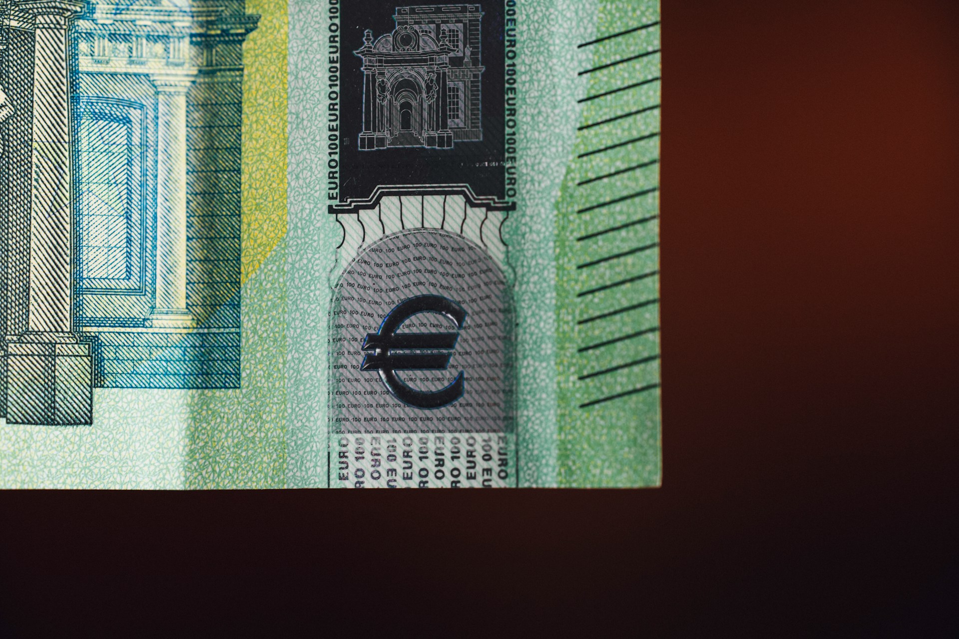 Markus Spiske/Unsplash/Euro